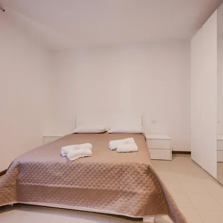 Unico 5 450 Mt From Mestre Station Apartment Venice